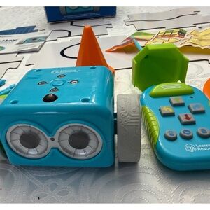 Botley Learning Resources Blue Green Coding Robot Toy Ages 5+